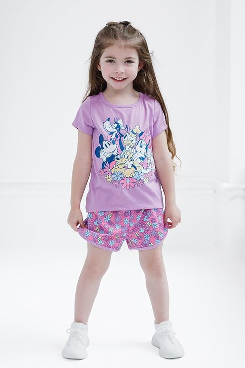 Disney Conjunto de camiseta y pantalones cortos