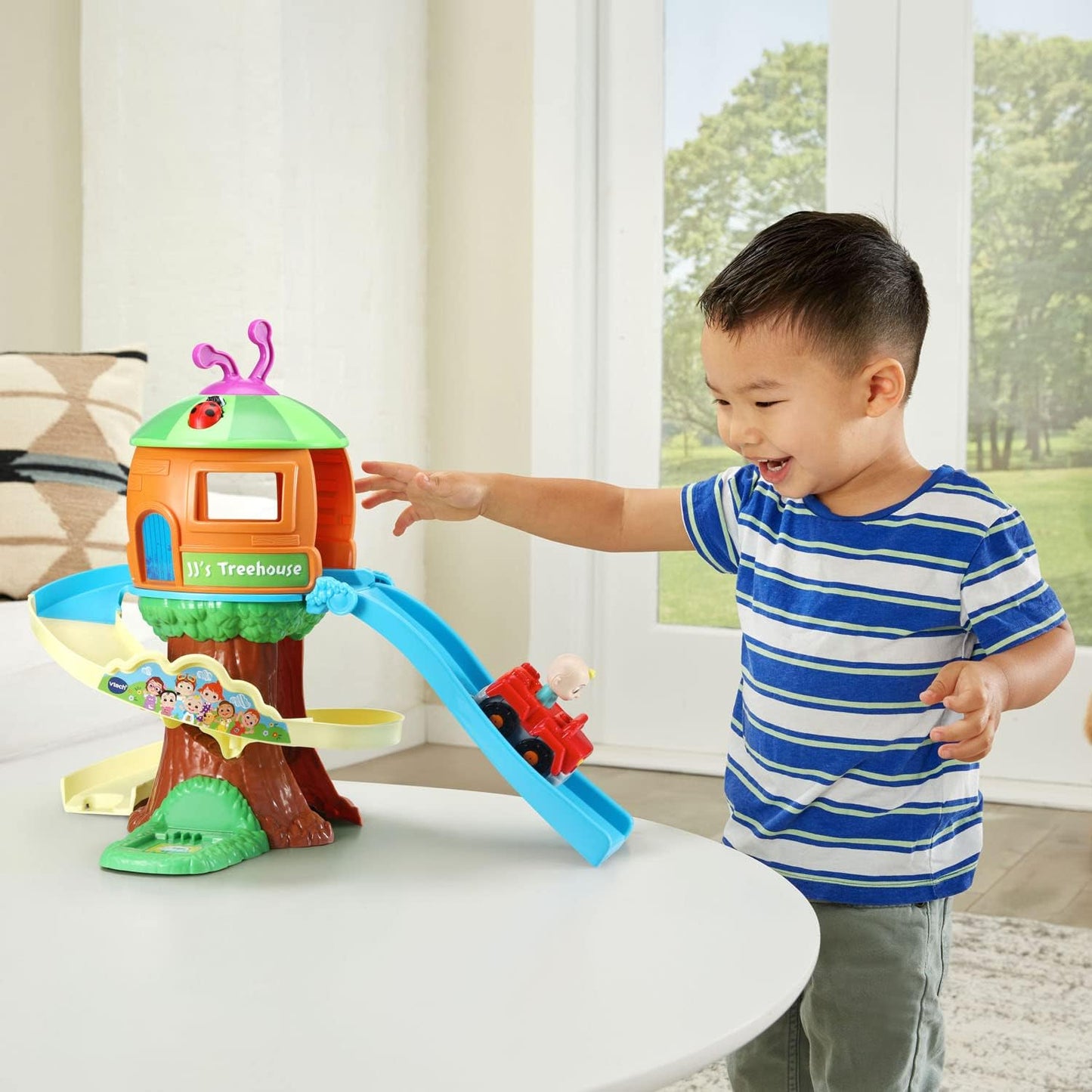 VTech CoCoMelon Go! Go!