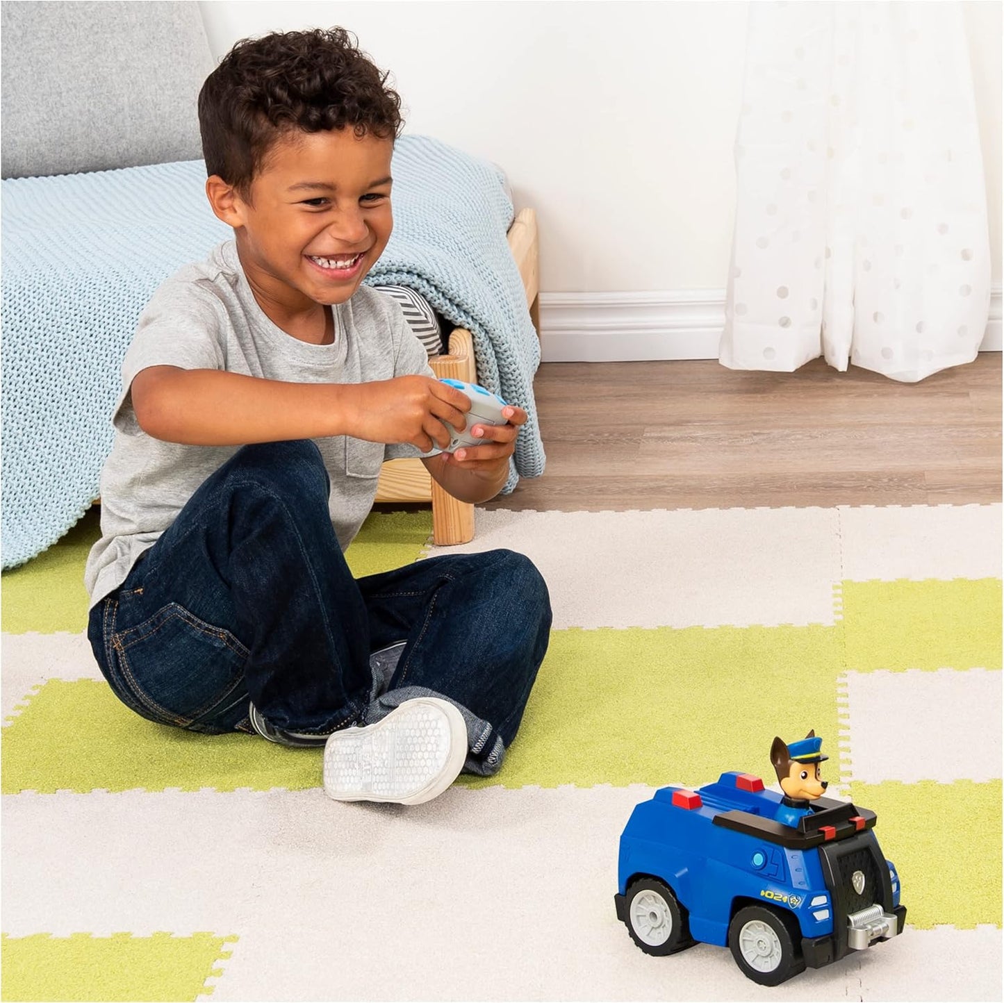 Paw Patrol, Chase - Crucero de policía a control remoto