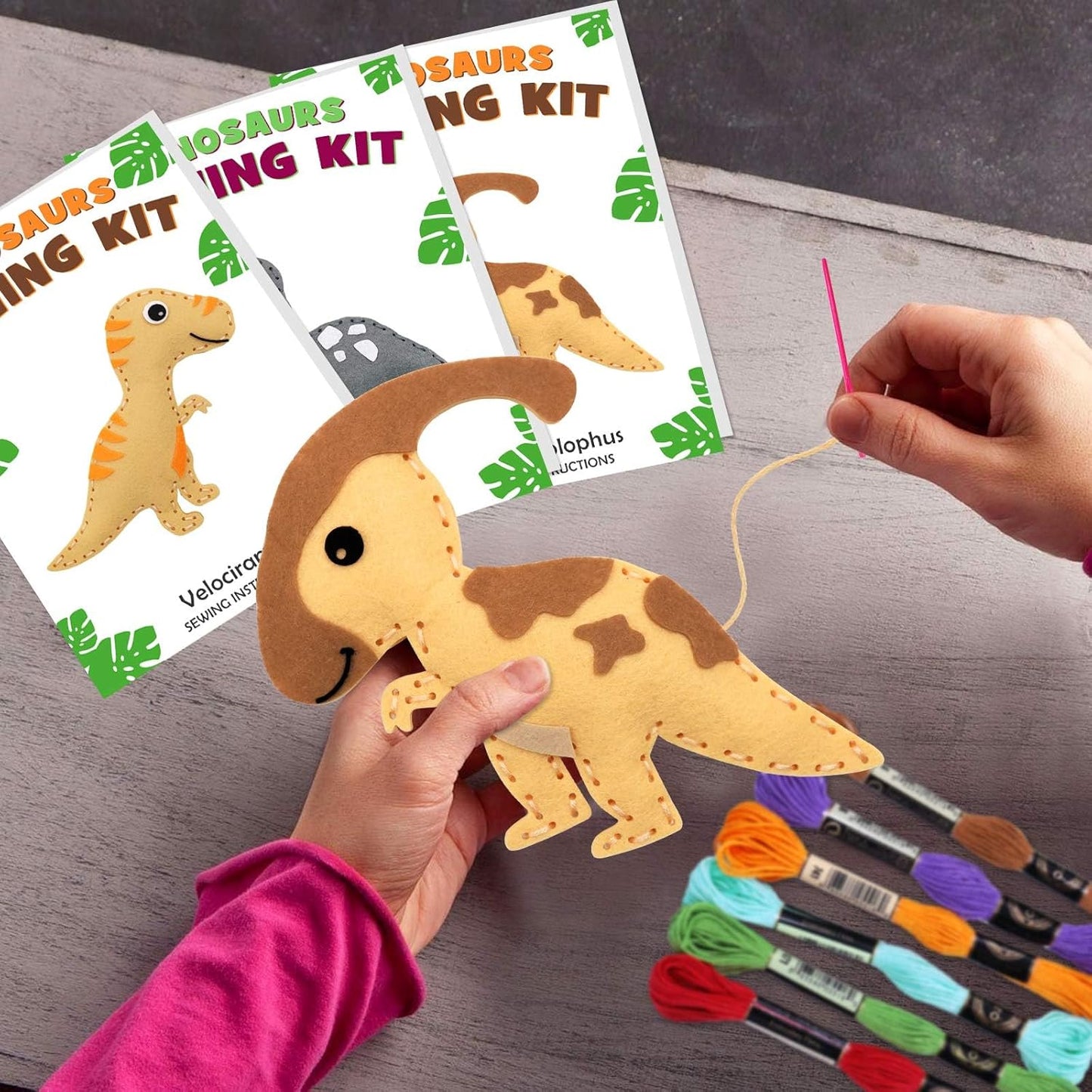 Kit de manualidades de costura de dinosaurio