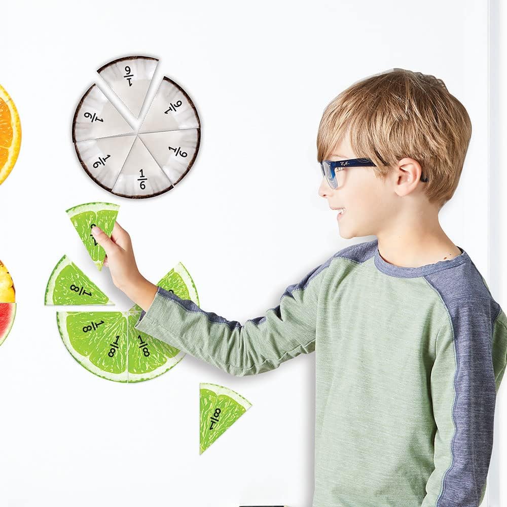 Learning Resources Fracciones magnéticas de frutas, aprendizaje de números para matemáticas infantiles, matemáticas Montessori, juegos para niños, juegos educativos para interiores, 24 piezas