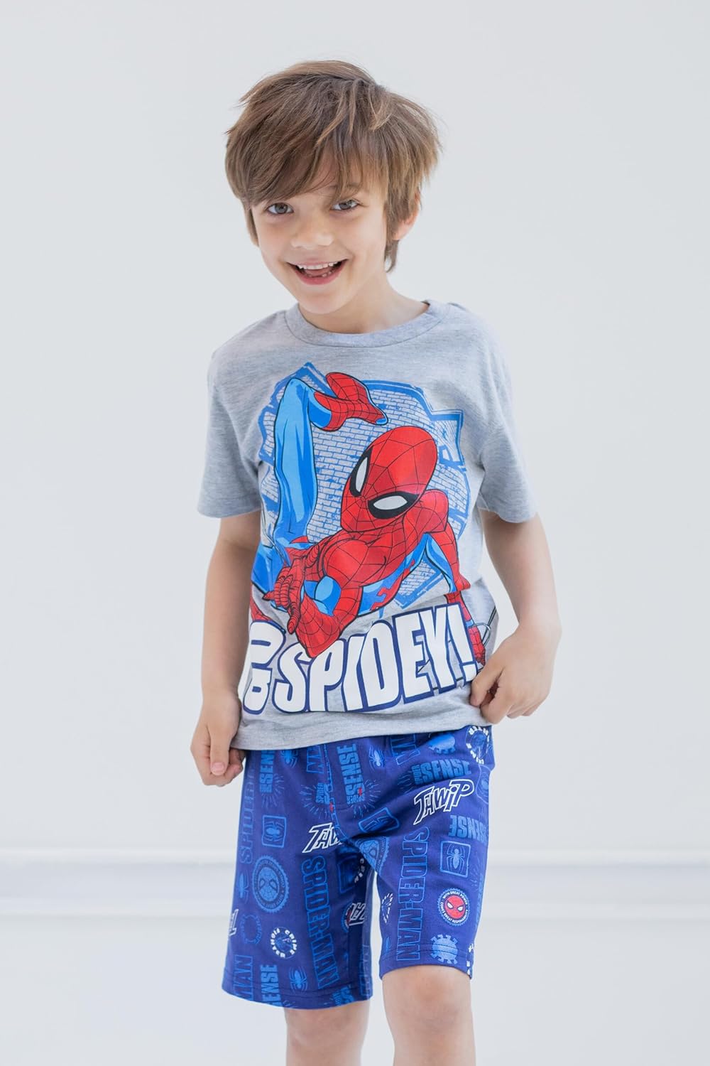 Marvel Conjunto de camiseta de Spider-Man y pantalones cortos