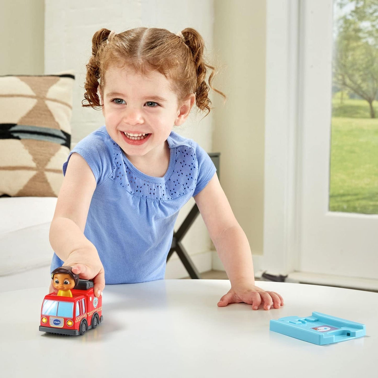 VTech CoCoMelon Go! Go!