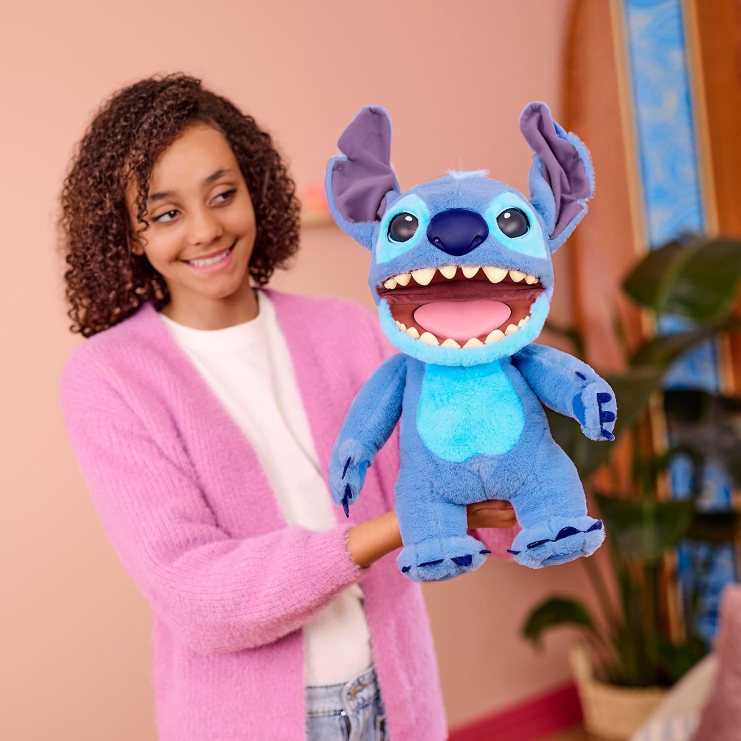 ¡Parece, siente y suena real! | Lilo & Stitch de Disney | Más de 100 acciones y sonidos | 18 pulgadas
