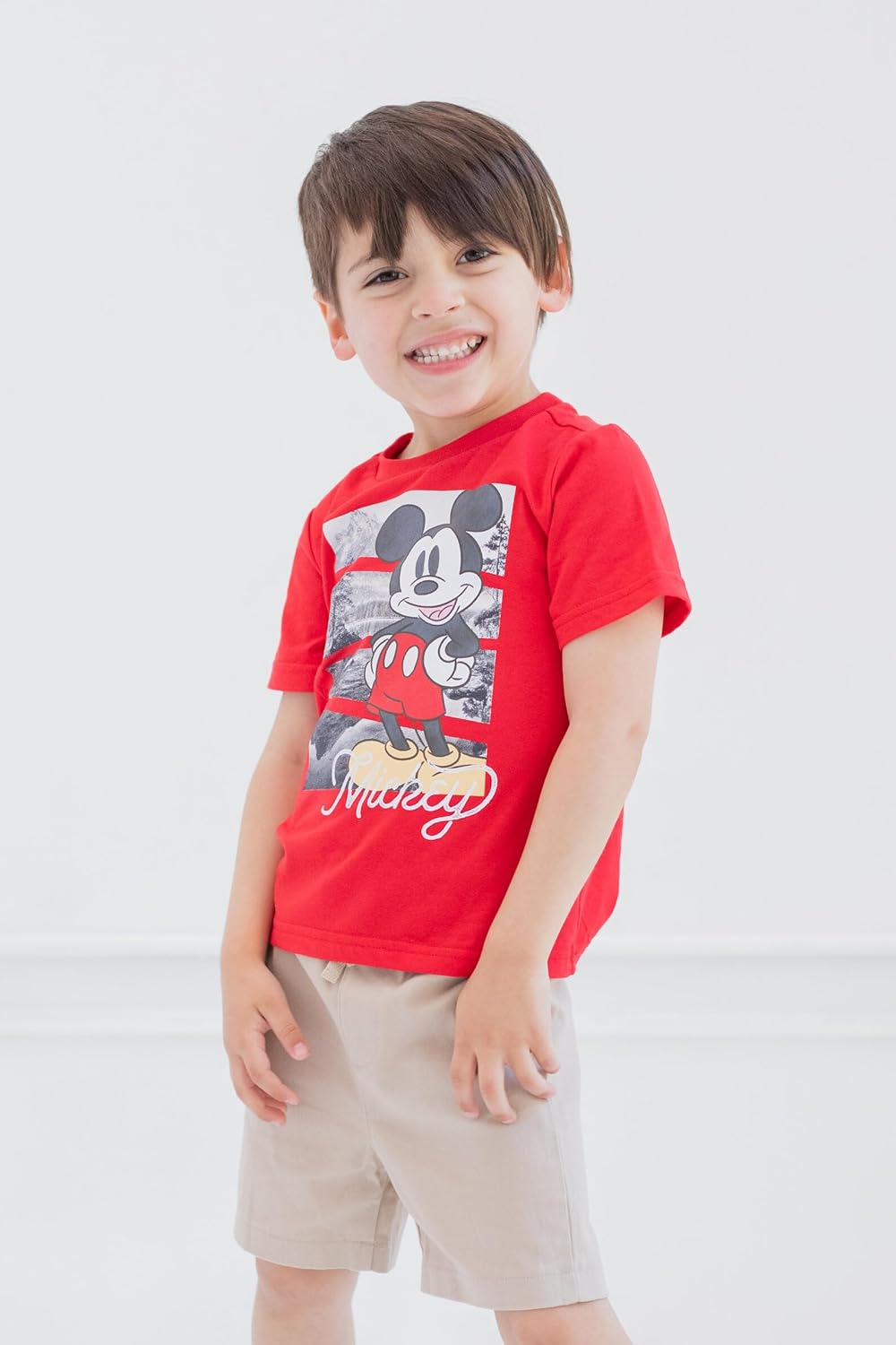 Disney Conjunto de camiseta y pantalones cortos de Mickey Mouse