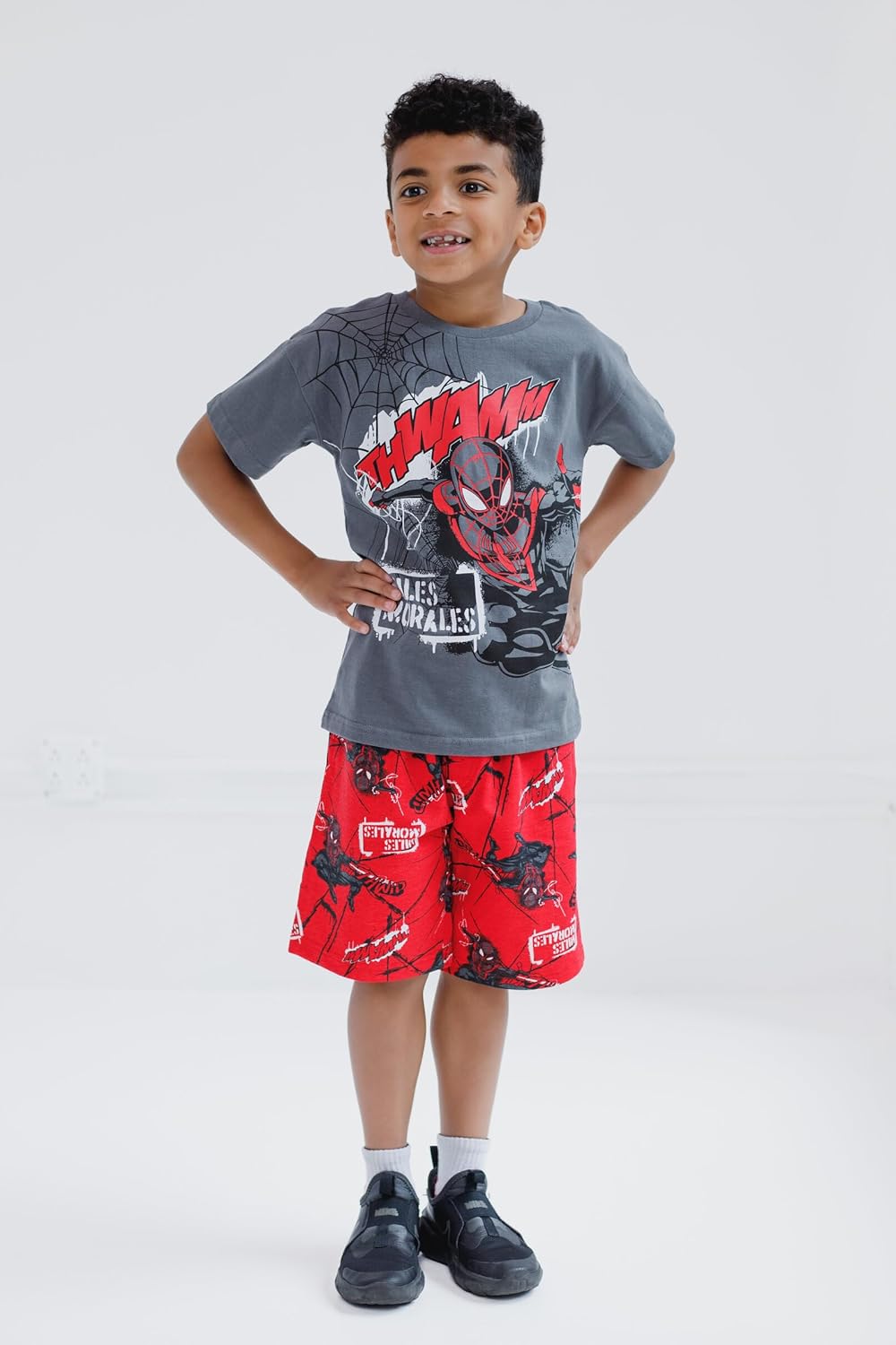 Marvel Conjunto de camiseta de Spider-Man y pantalones cortos