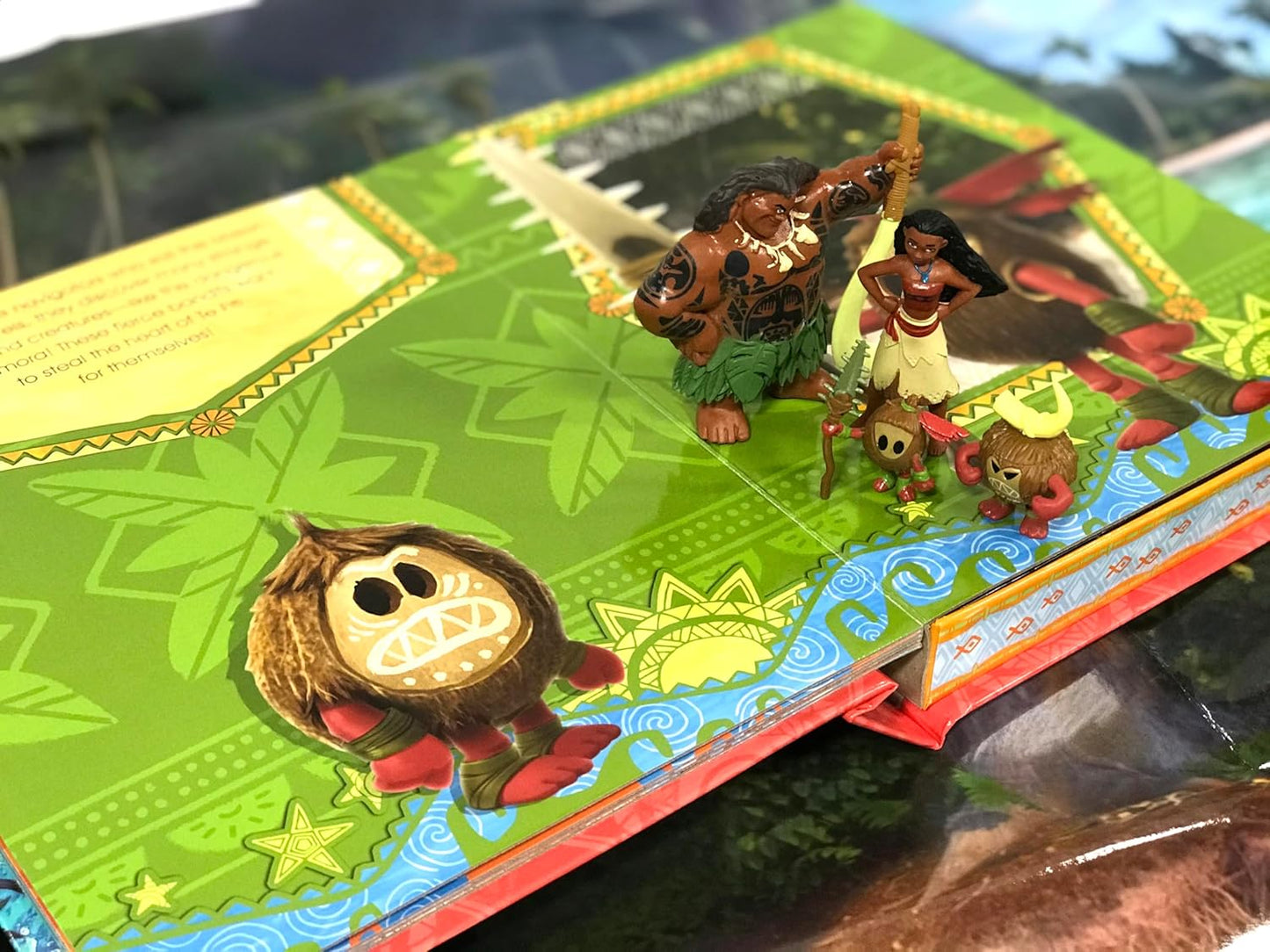 Disney Moana Libro + Figuras