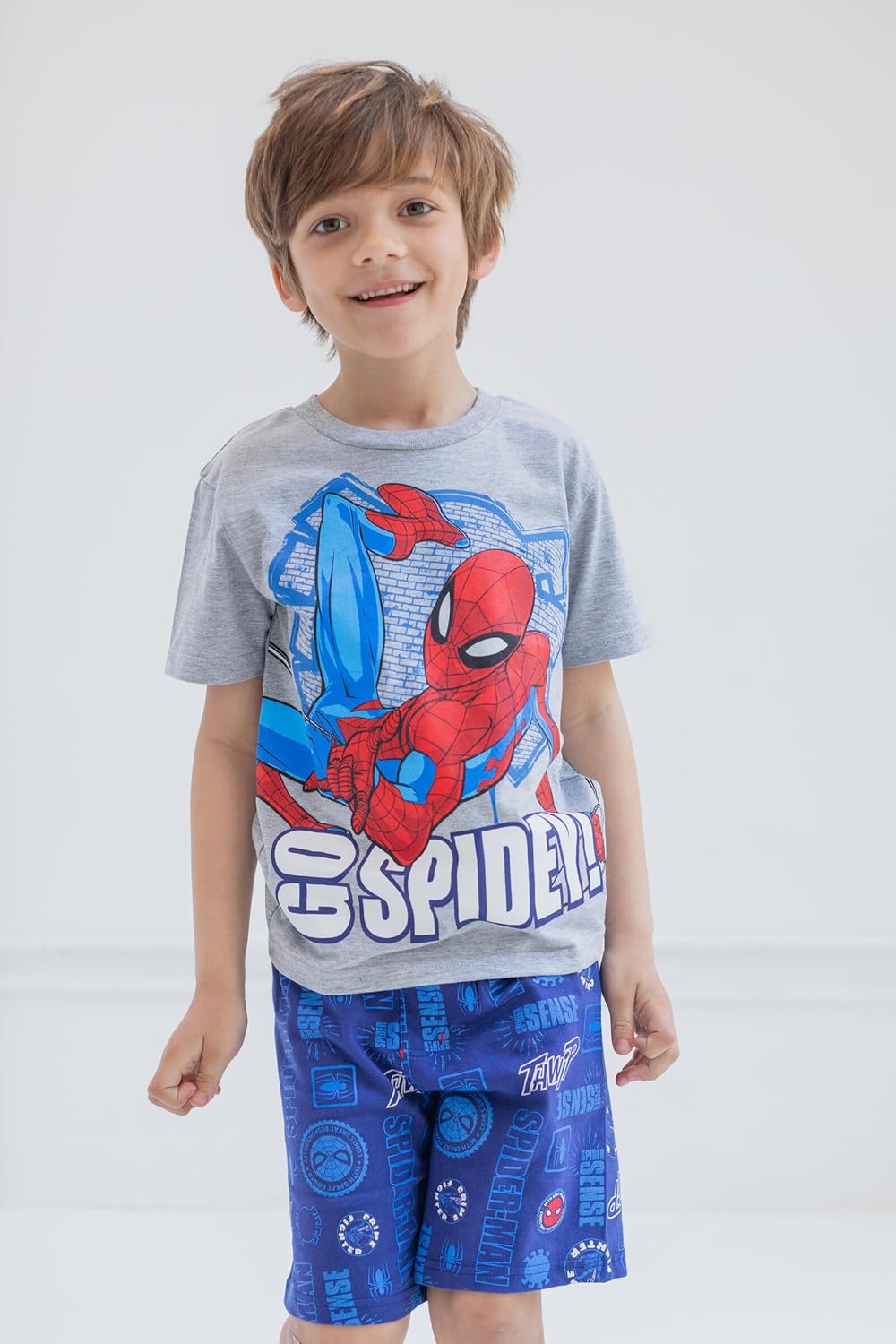 Marvel Conjunto de camiseta de Spider-Man y pantalones cortos