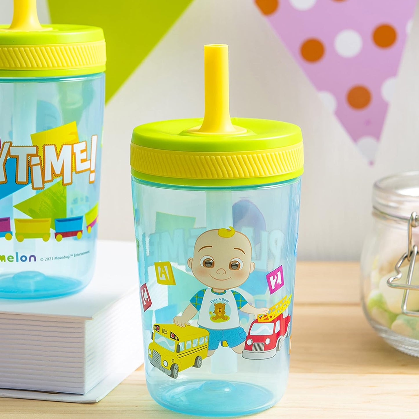 Zak Designs Cocomelon Kelso - Juego de vasos de 15 onzas, tapa de rosca a prueba de fugas con popote